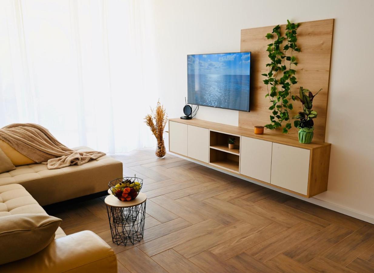 Adorable Holiday Apartment Malinska Exteriér fotografie