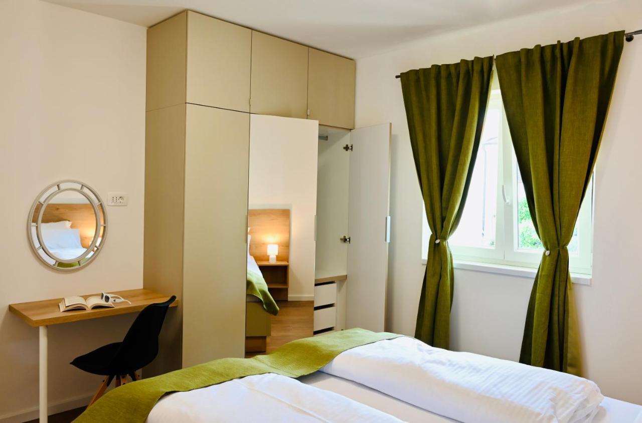 Adorable Holiday Apartment Malinska Exteriér fotografie