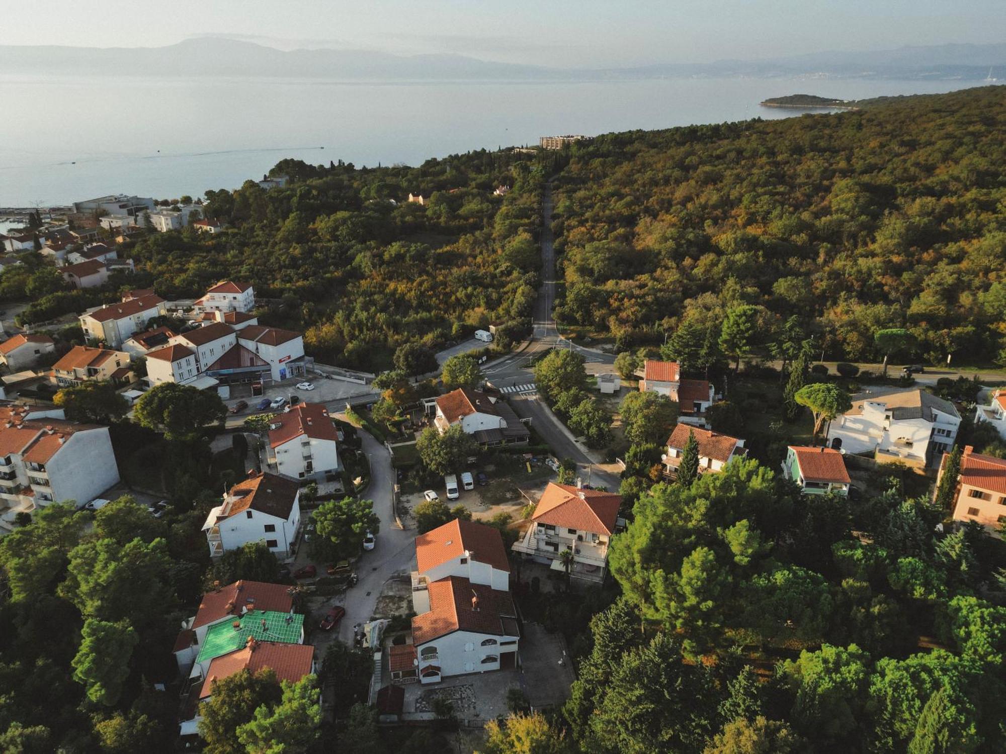 Adorable Holiday Apartment Malinska Exteriér fotografie
